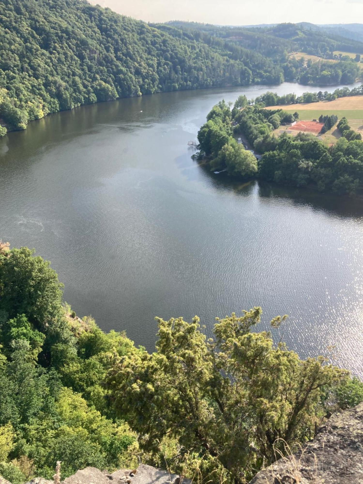 Penzion Cholin Novy Knin Exteriör bild