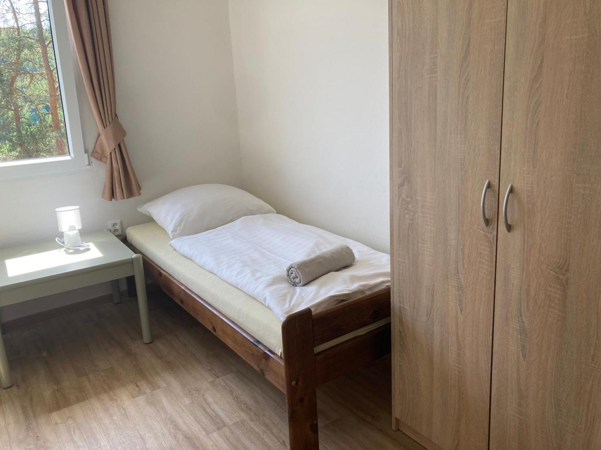 Penzion Cholin Novy Knin Exteriör bild